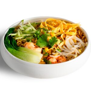 Noodles in brodo con frutti di mare