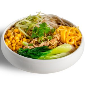 Noodles in brodo con manzo
